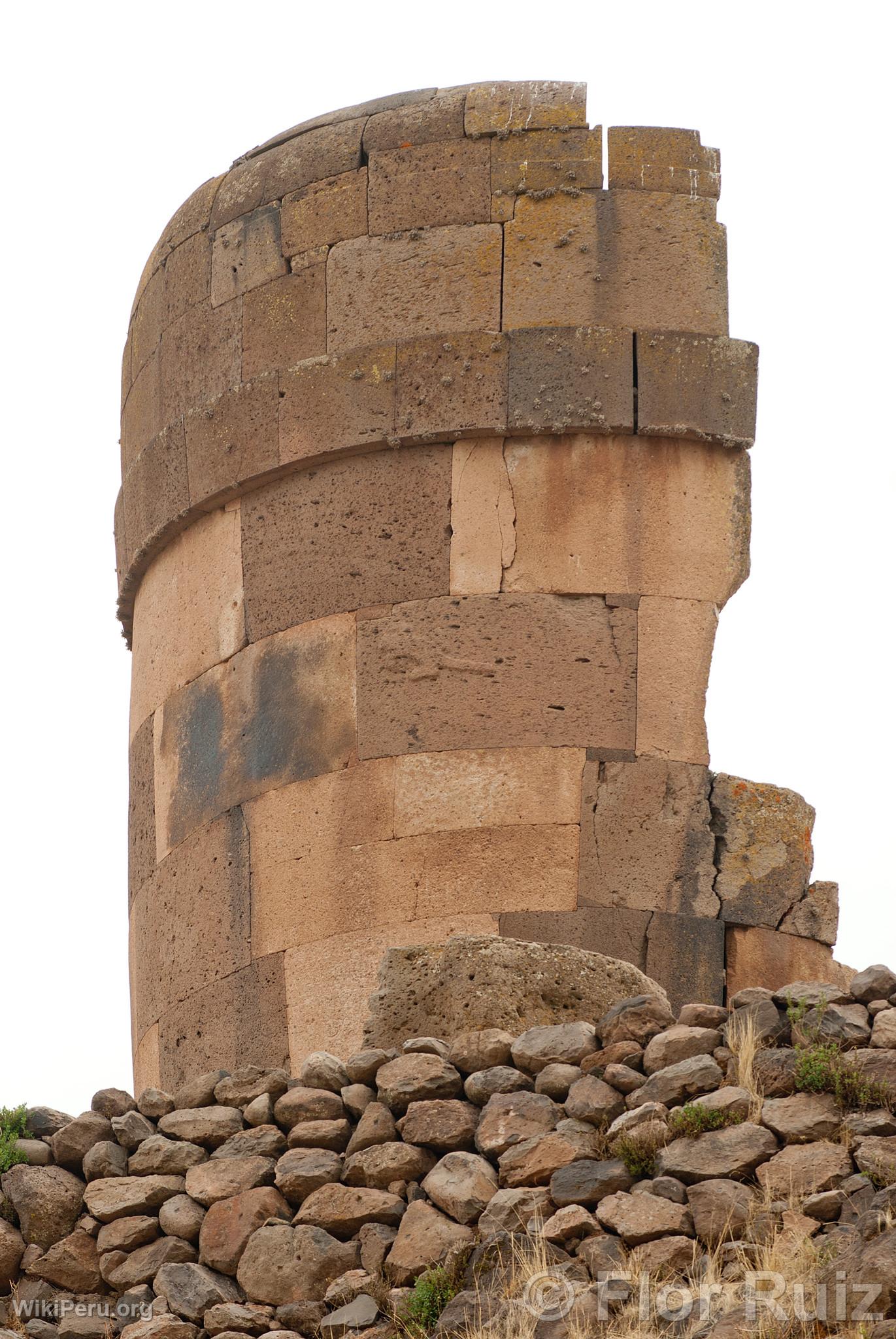 Sillustani Chullpas