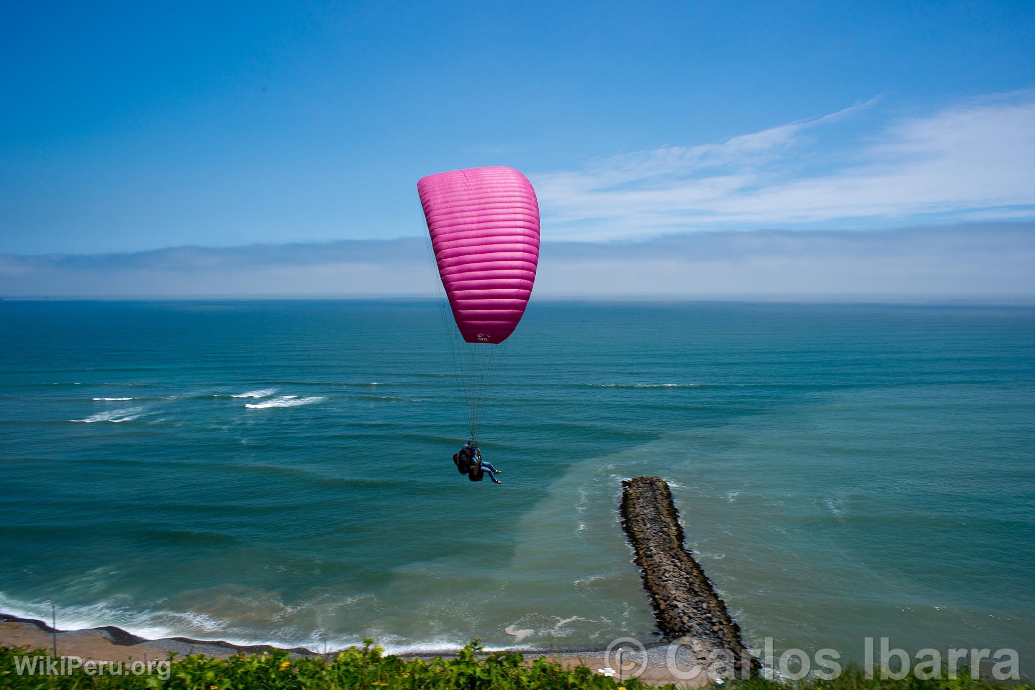 Paragliding, Lima