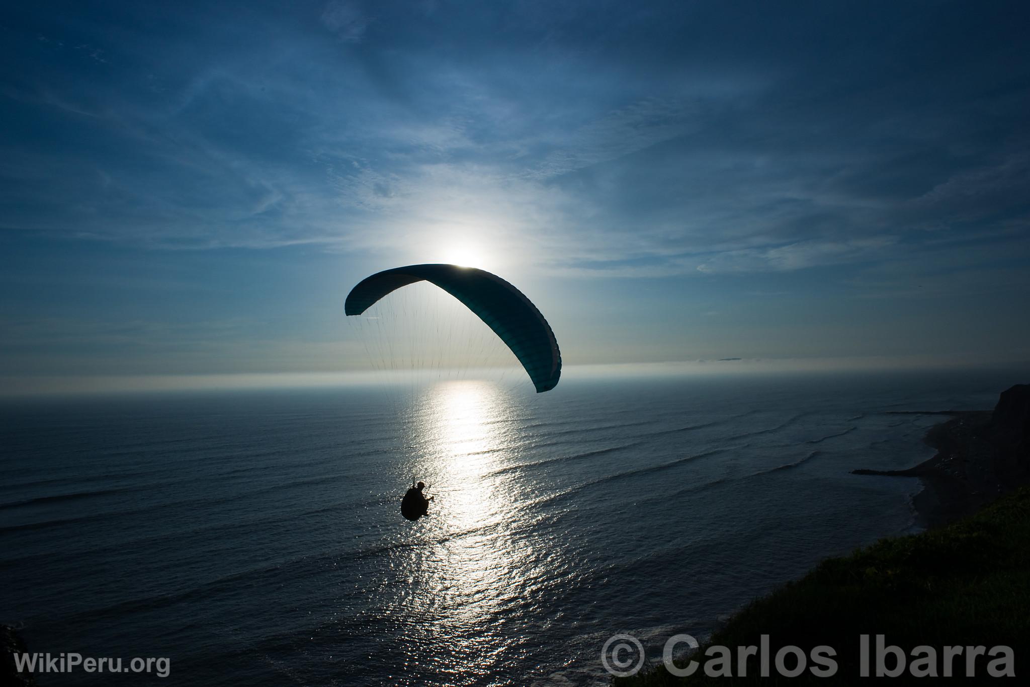 Paragliding, Lima