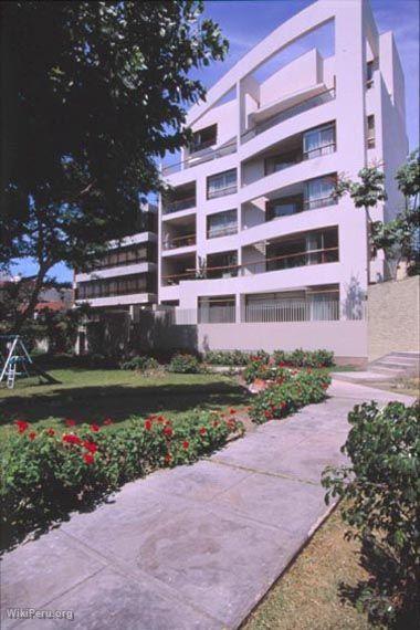 Multifamily Building in San Isidro, Lima