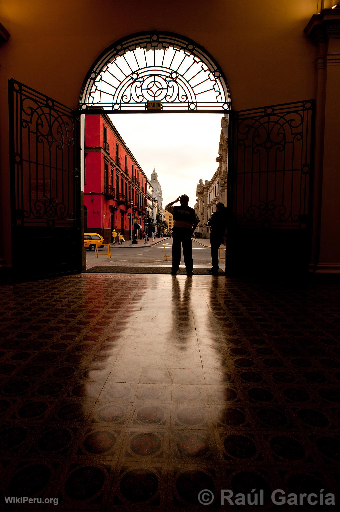 Desamparados Station