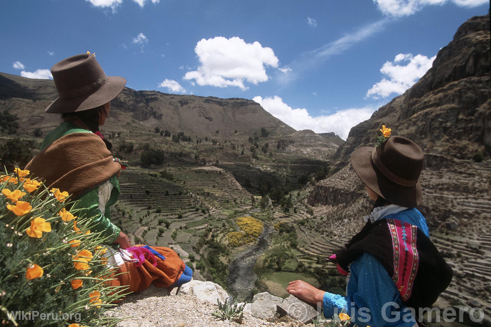 Women from Andamarca