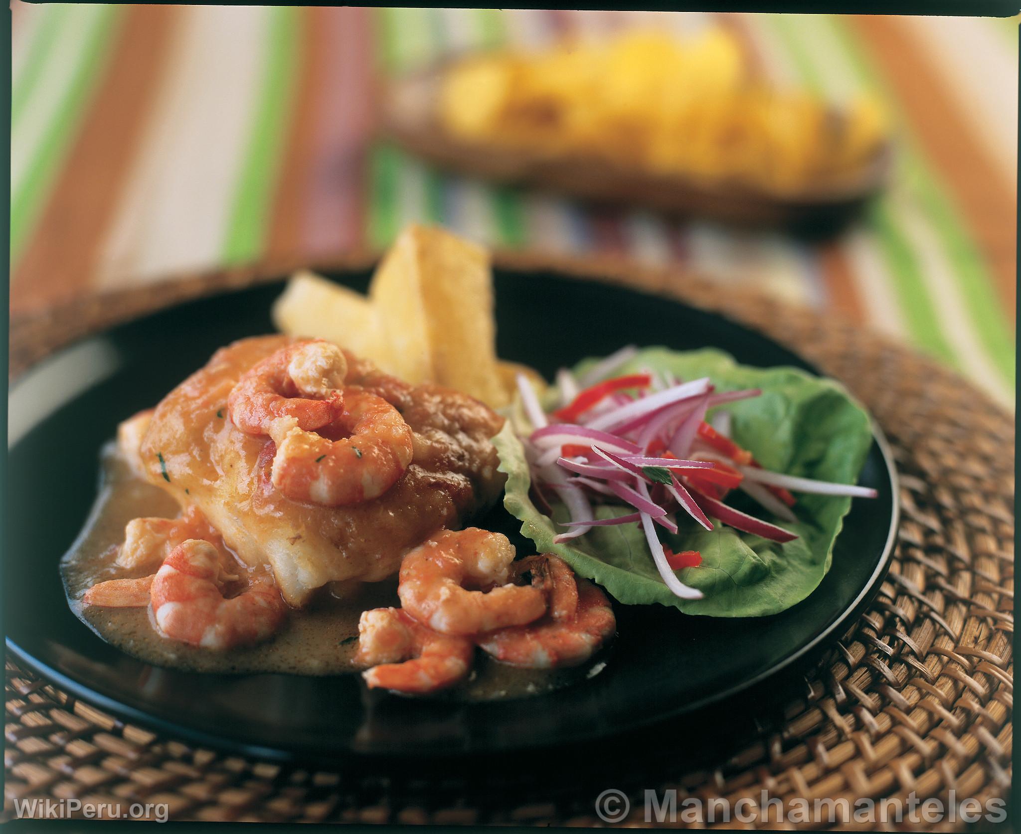 Robalo with Shrimp Sauce