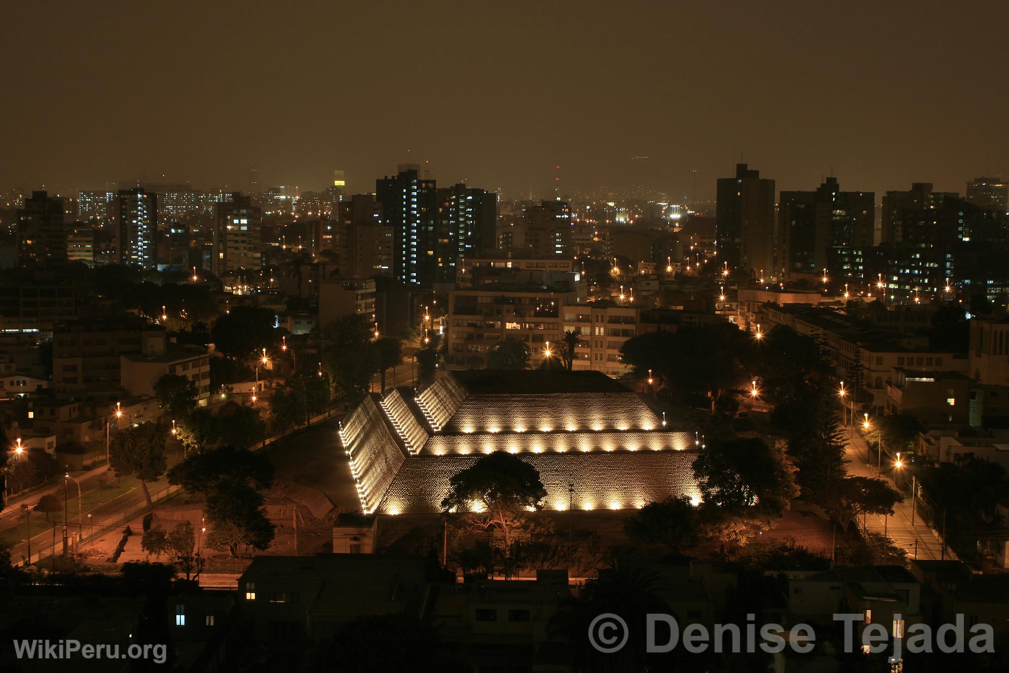 Huaca Huallamarca in San Isidro, Lima