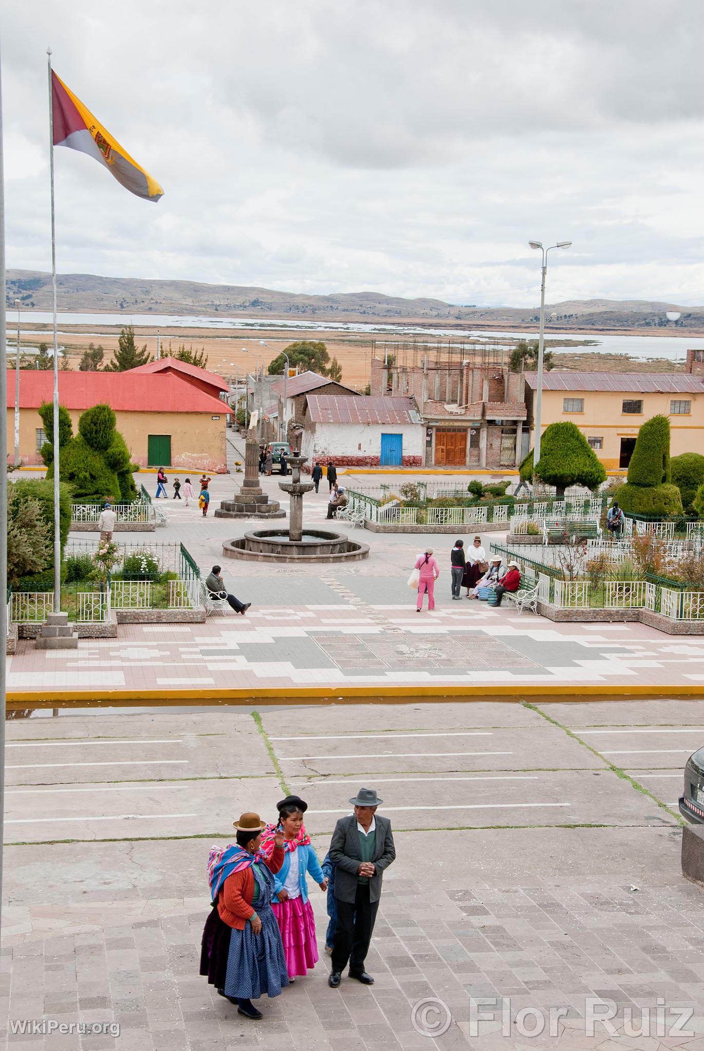 Chucuito Square