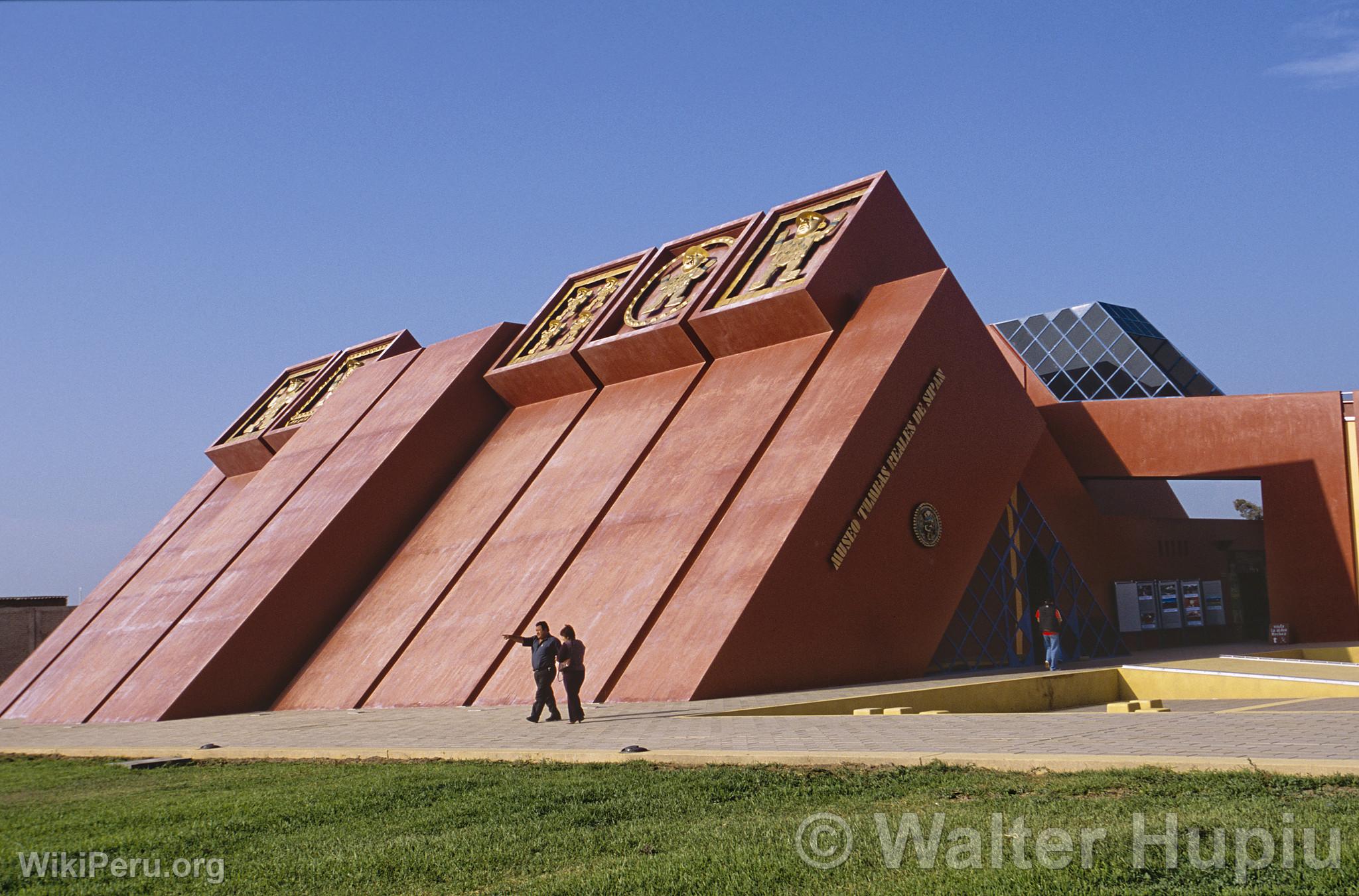 Royal Tombs of Sipn Museum