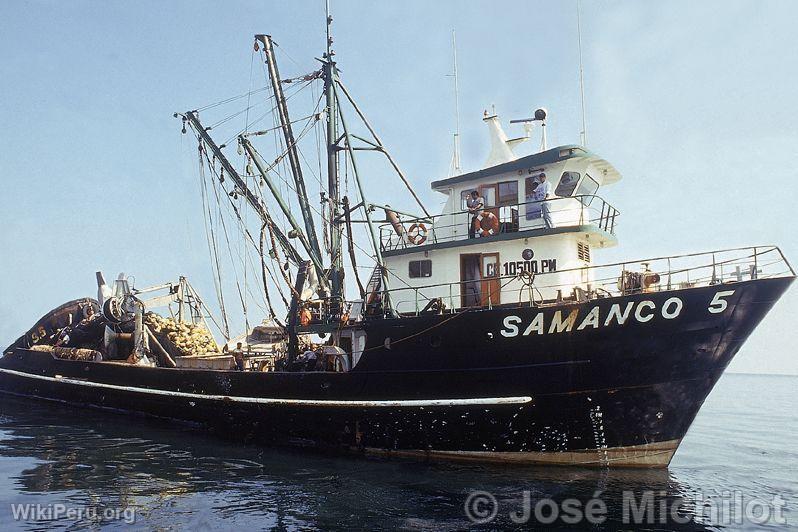 Fishing boat in front of Chimbote port