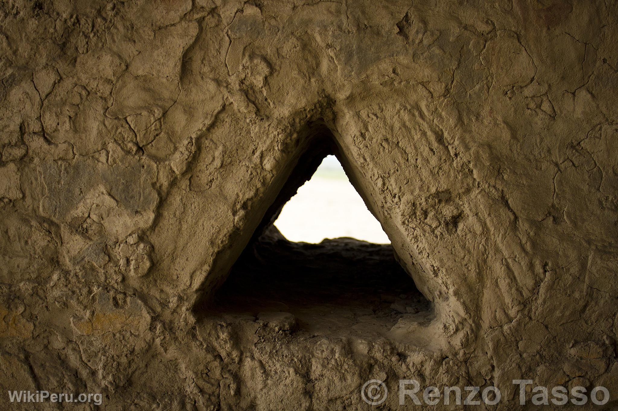 El Brujo Archaeological Complex, Trujillo