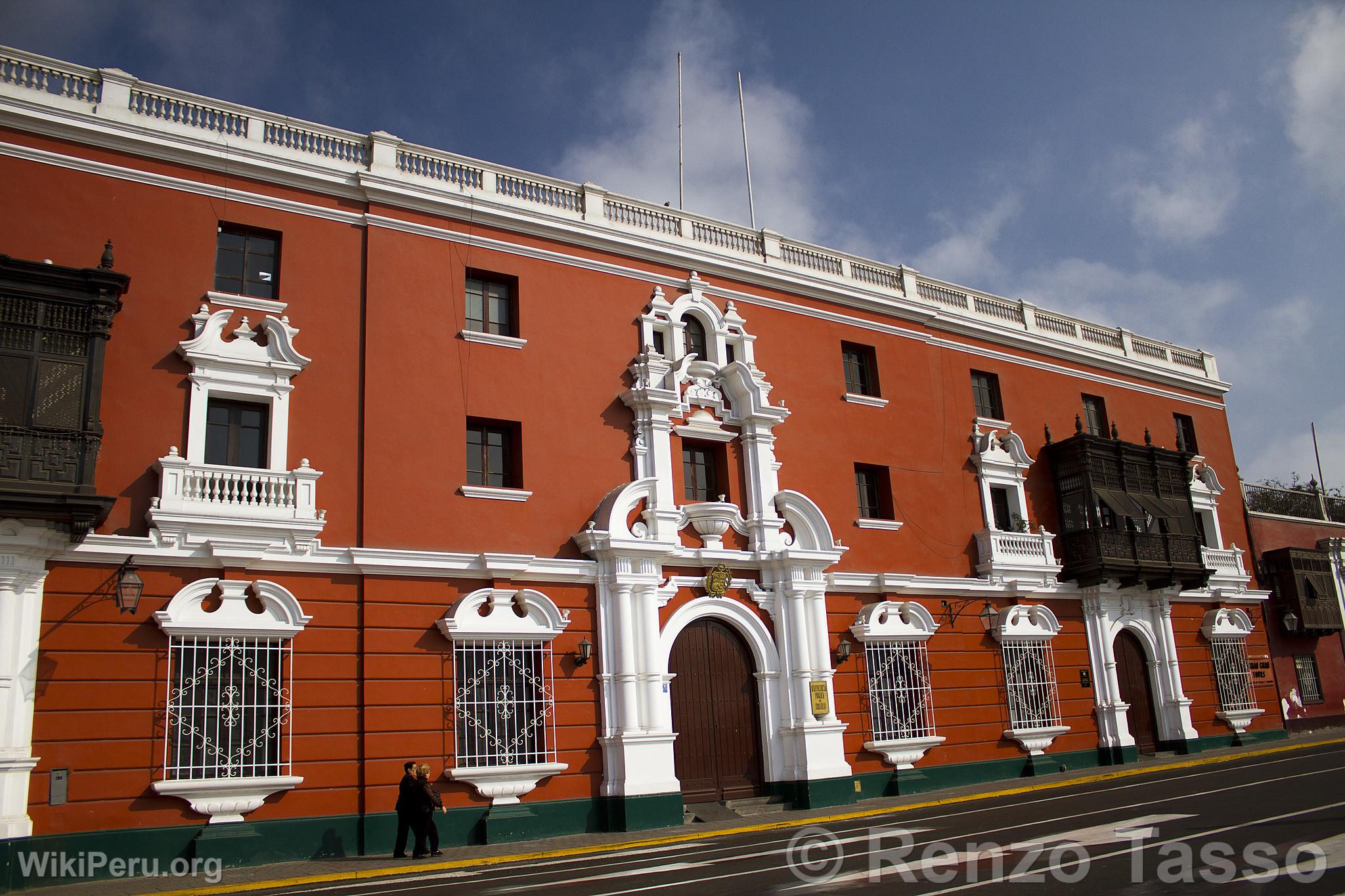 Main Square, Trujillo