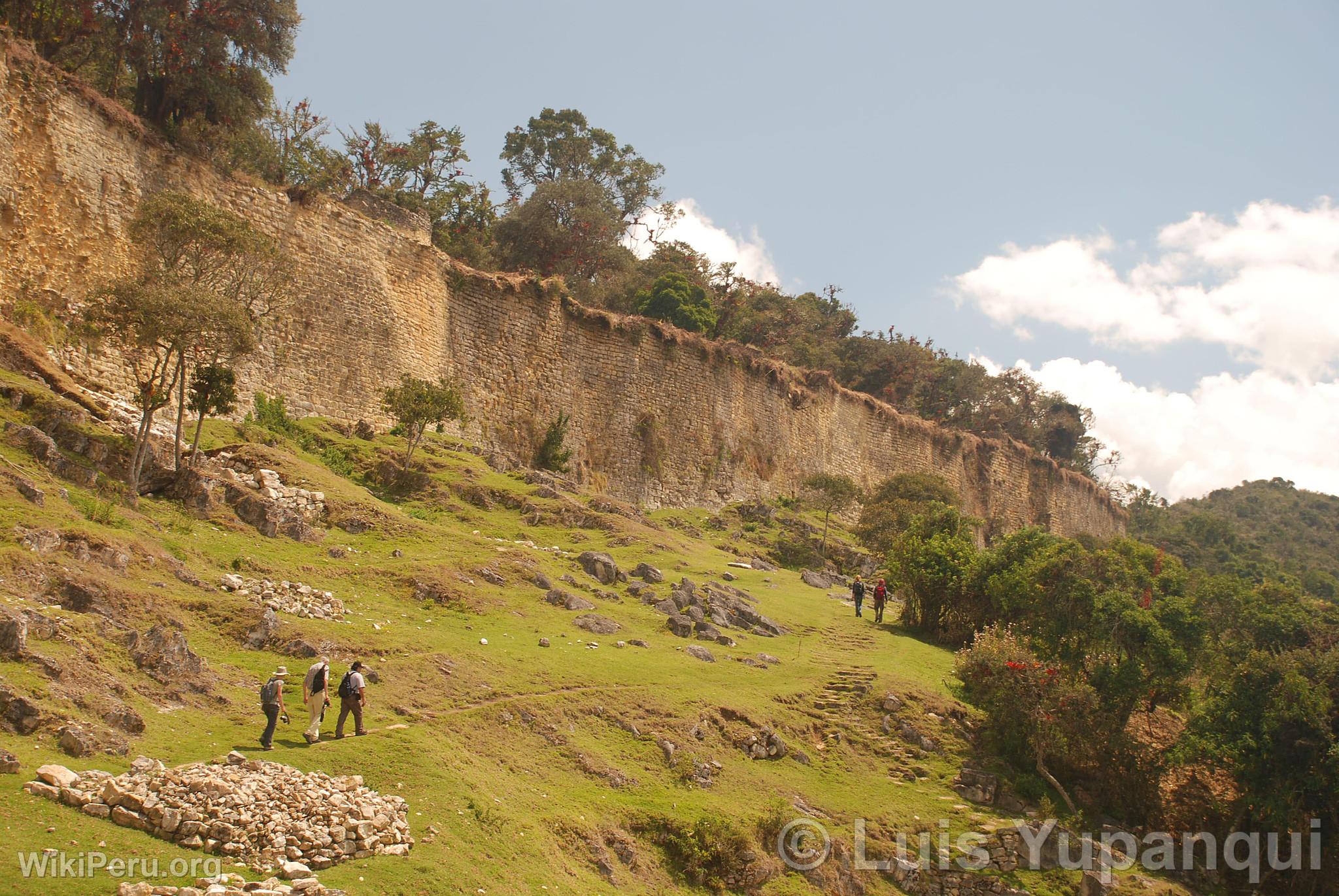 Tourists at the Kulap Fortress