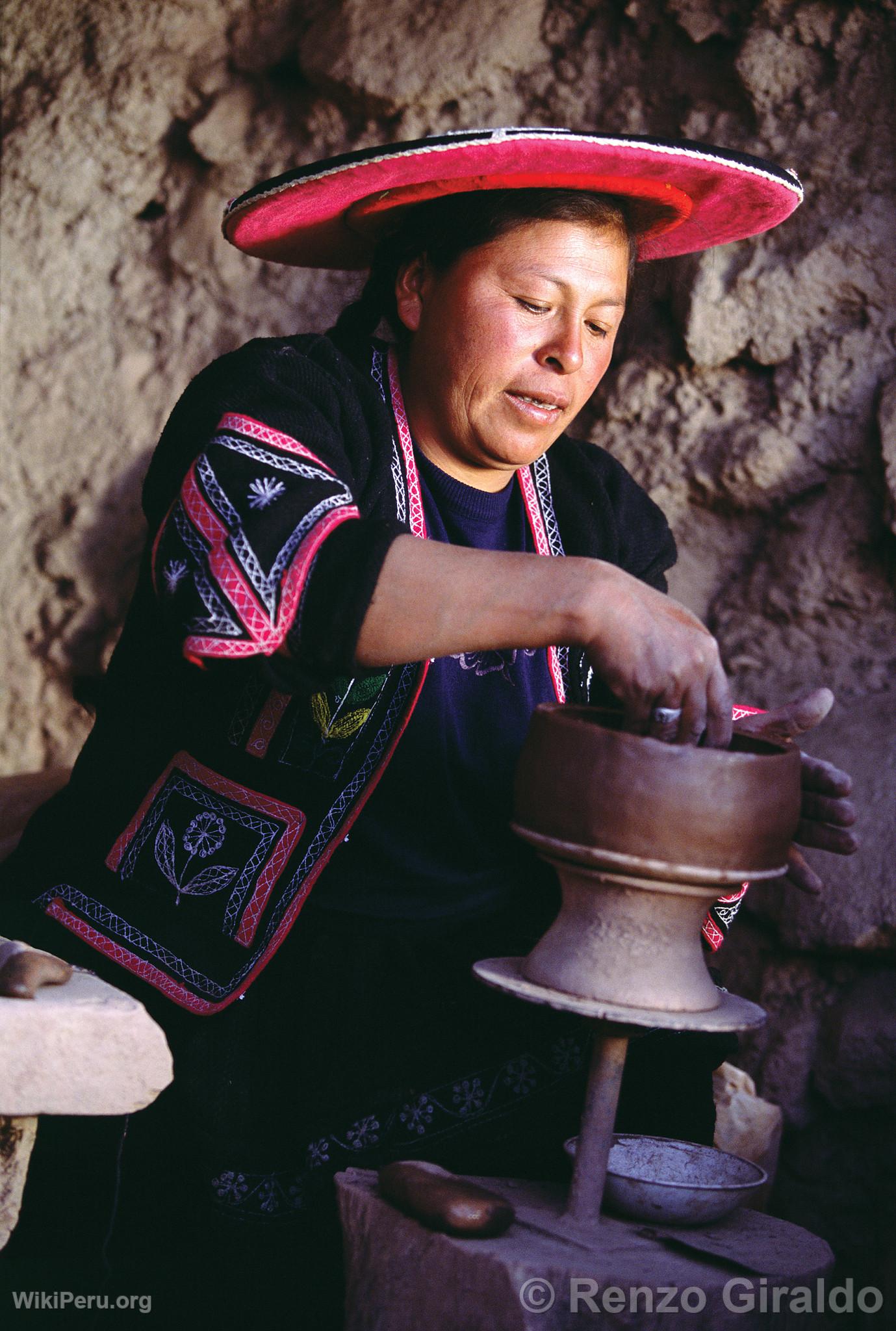 Raqchi Pottery Artisan