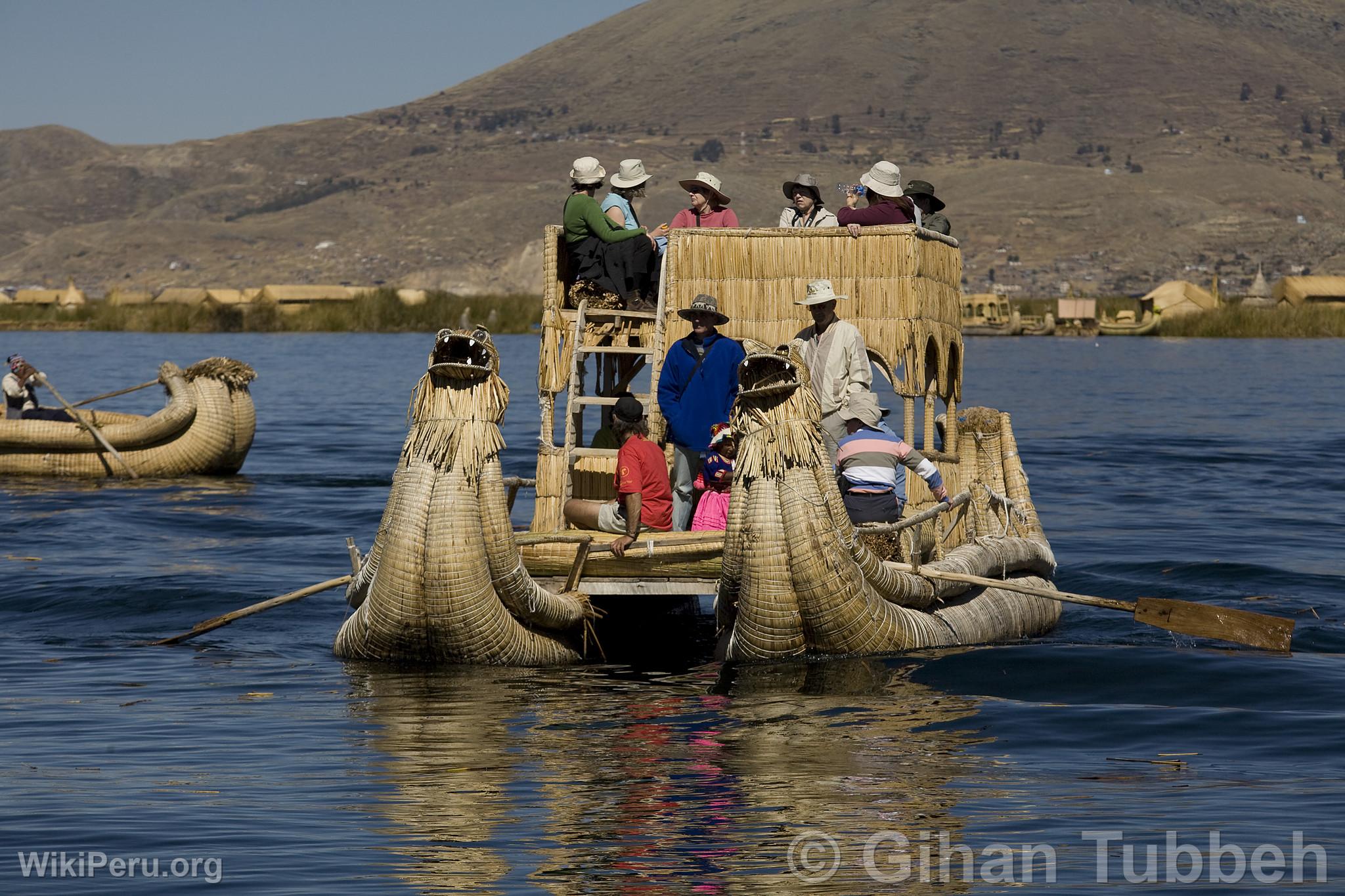 Totora Reed Boat