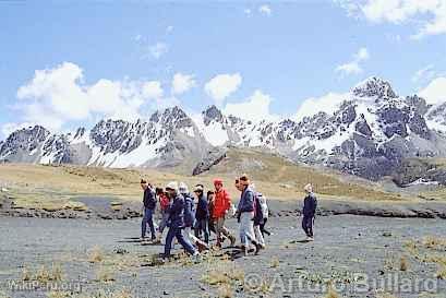 Trekking in the Blanca Cordillera