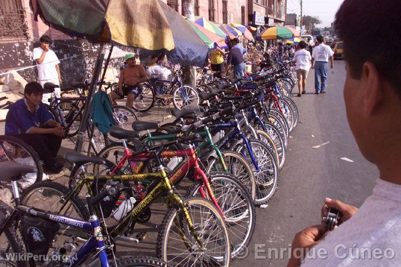 Bicycle Sellers on the Streets, Lima