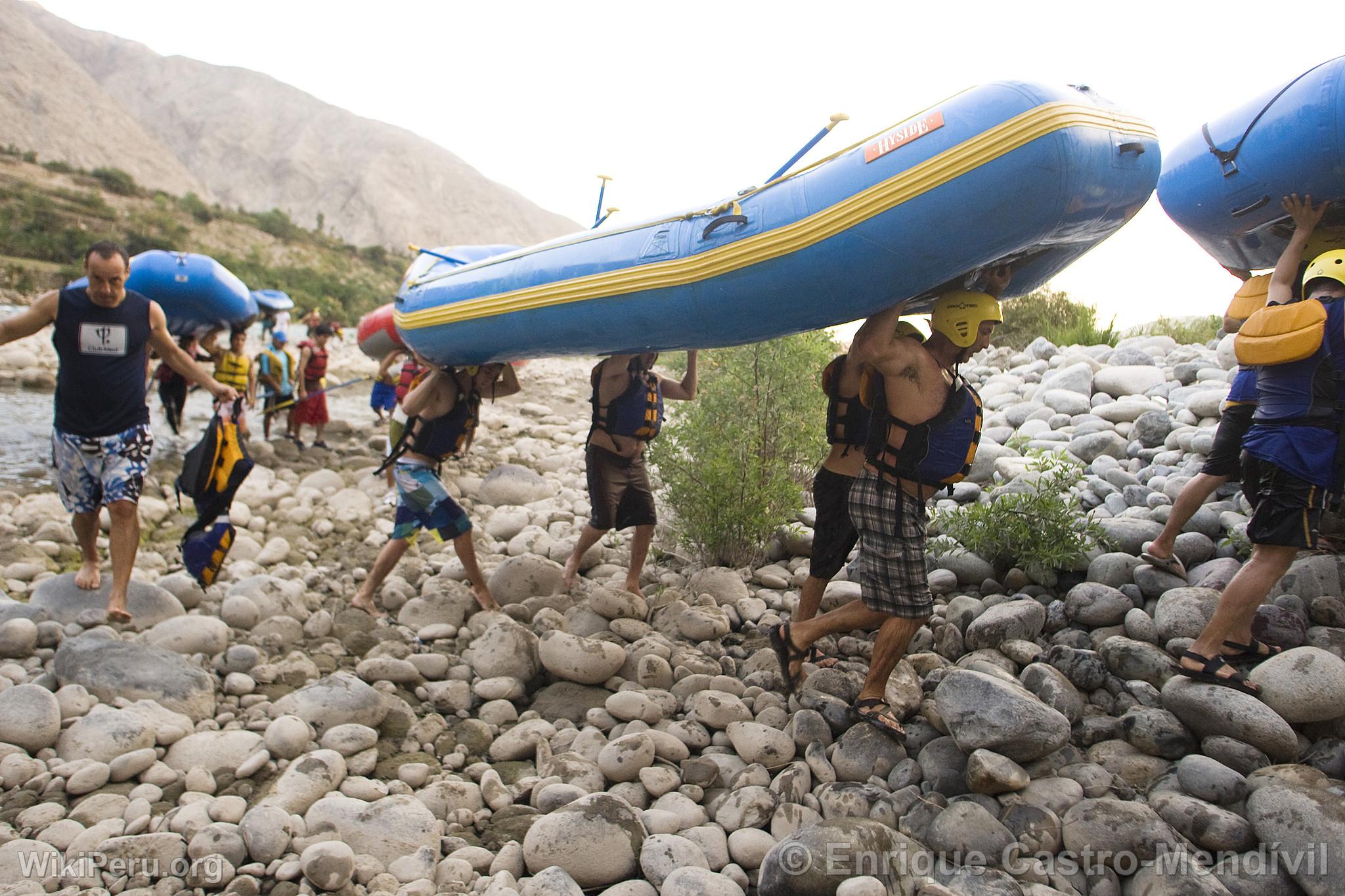 Rafting in Lunahuan