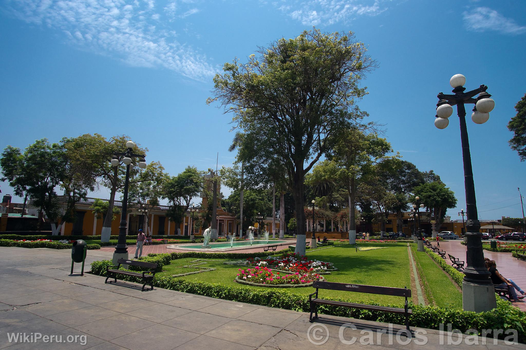 Barranco Square, Lima