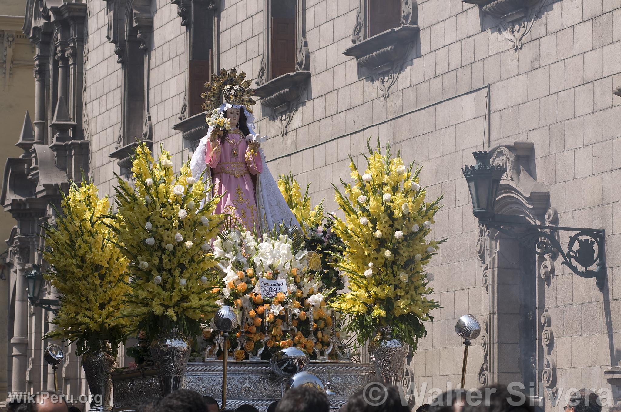 Easter in Lima