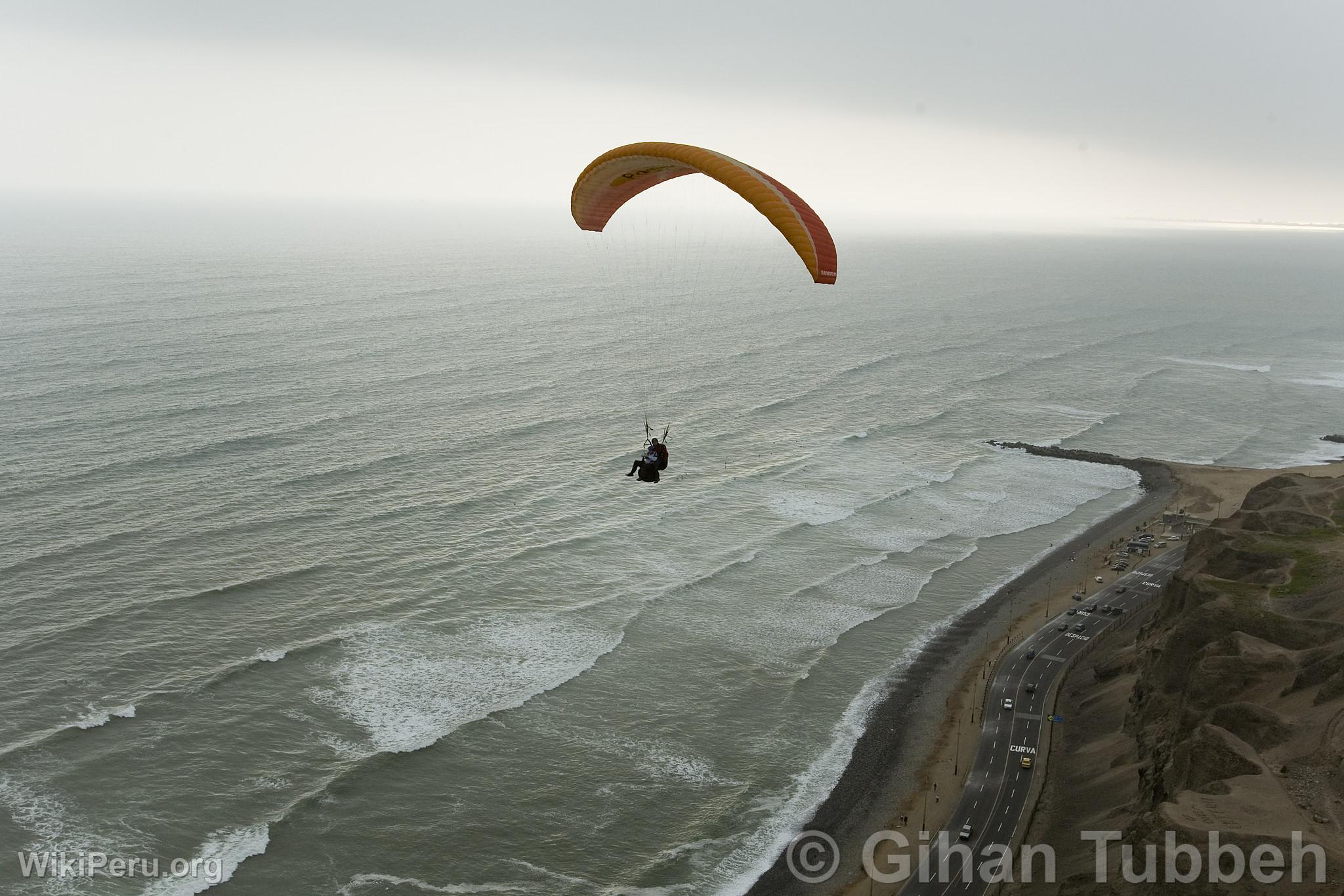 Paragliding, Lima