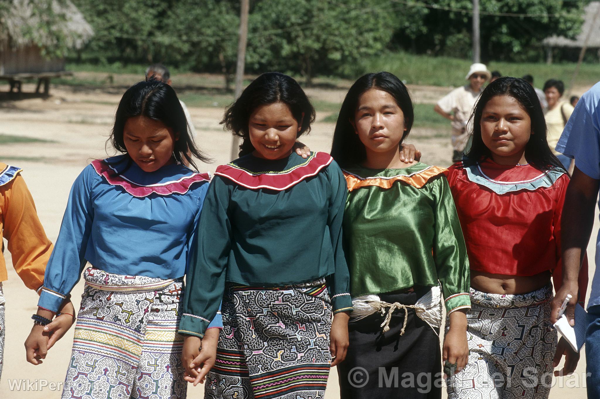 Shipibo-Conibo Girls