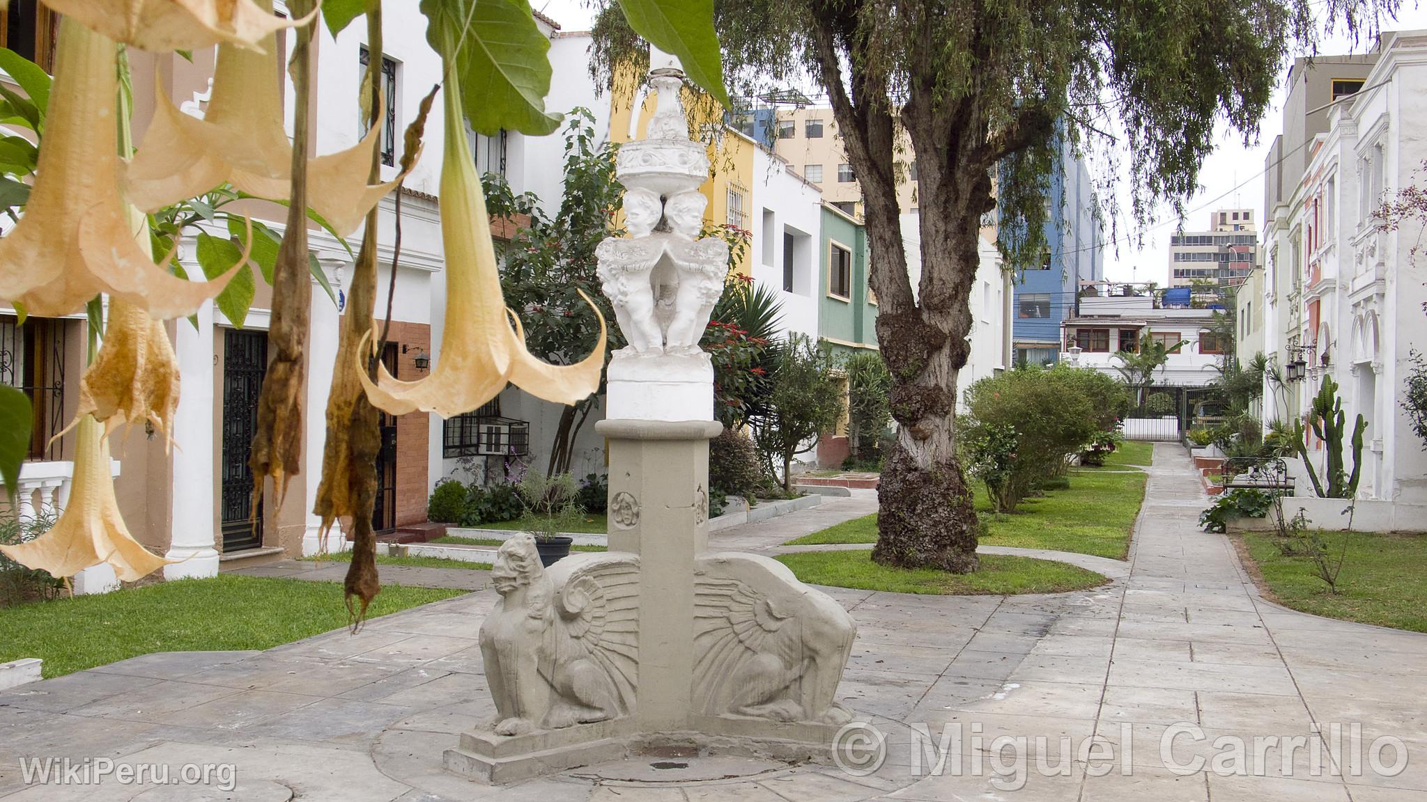 Miraflores Quinta, Lima