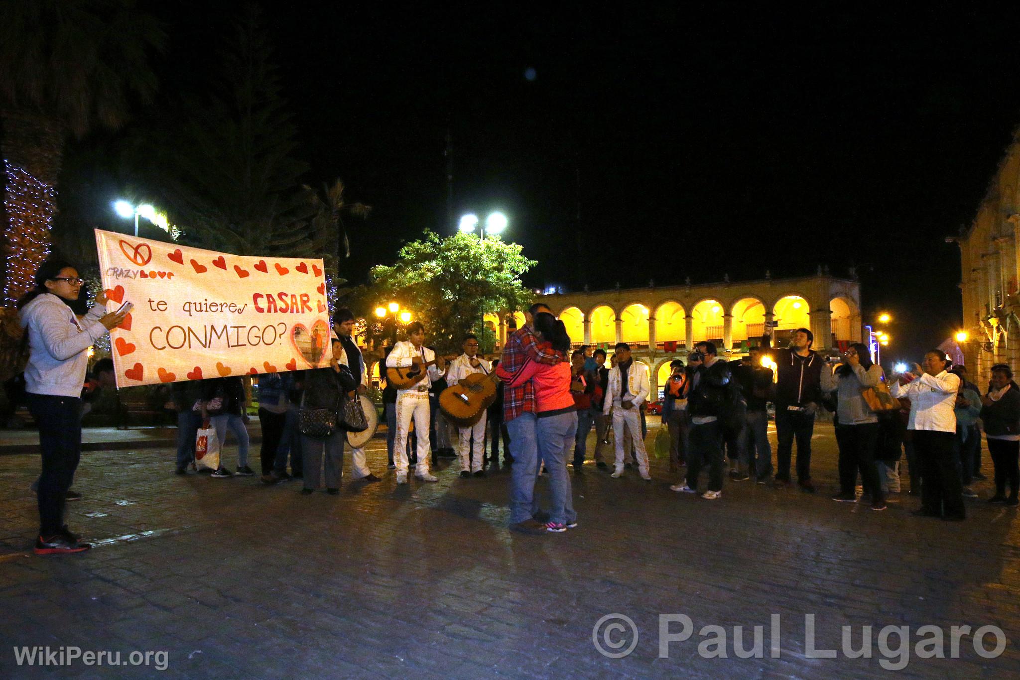 Marriage proposal in the Main Square, Arequipa