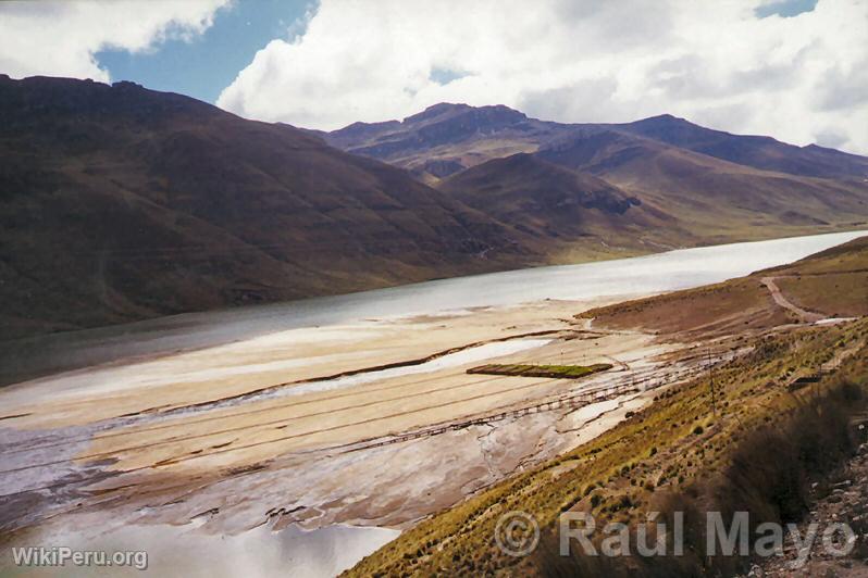 Huascacocha Lagoon