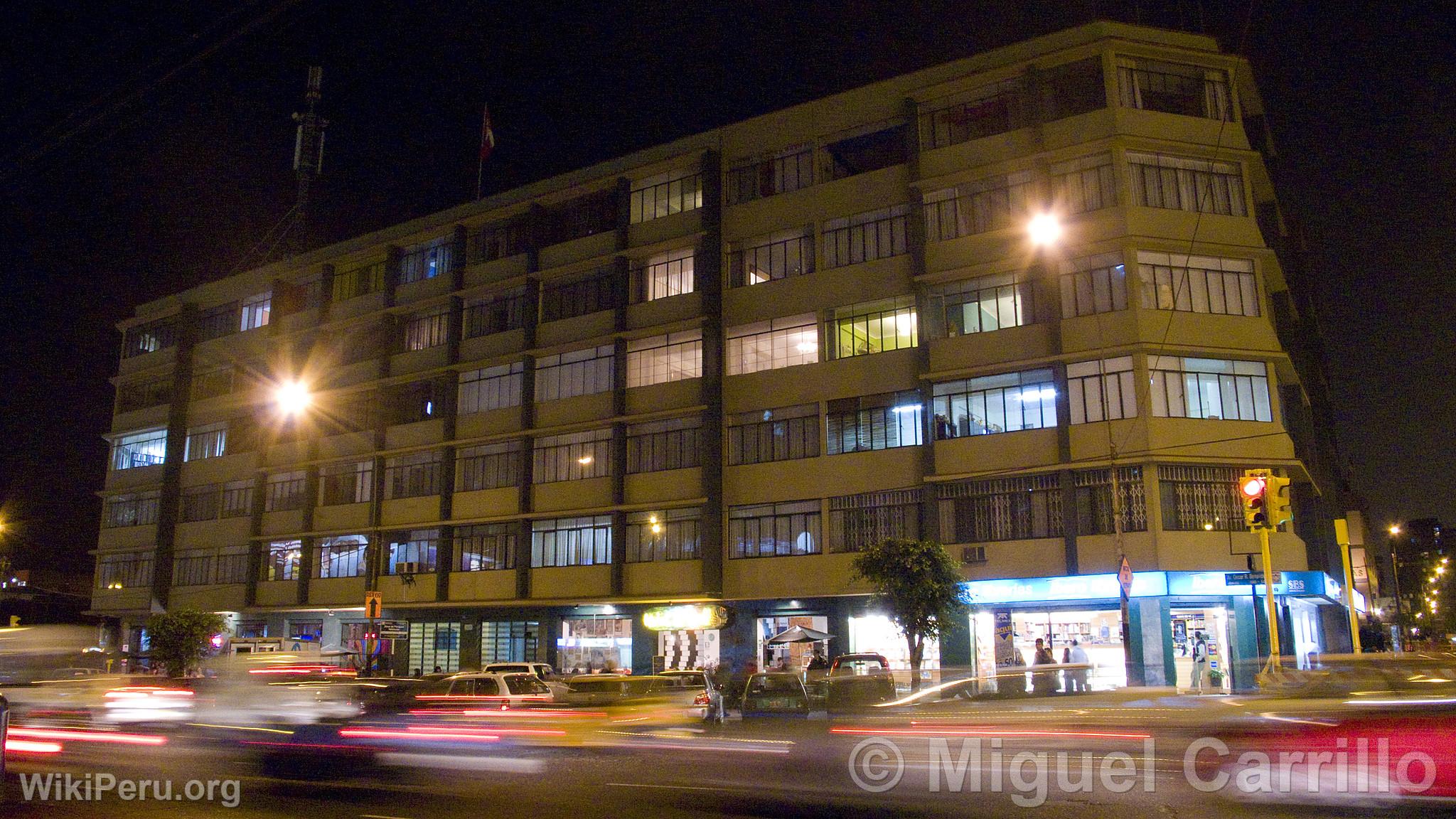 Diagonal Building, Lima