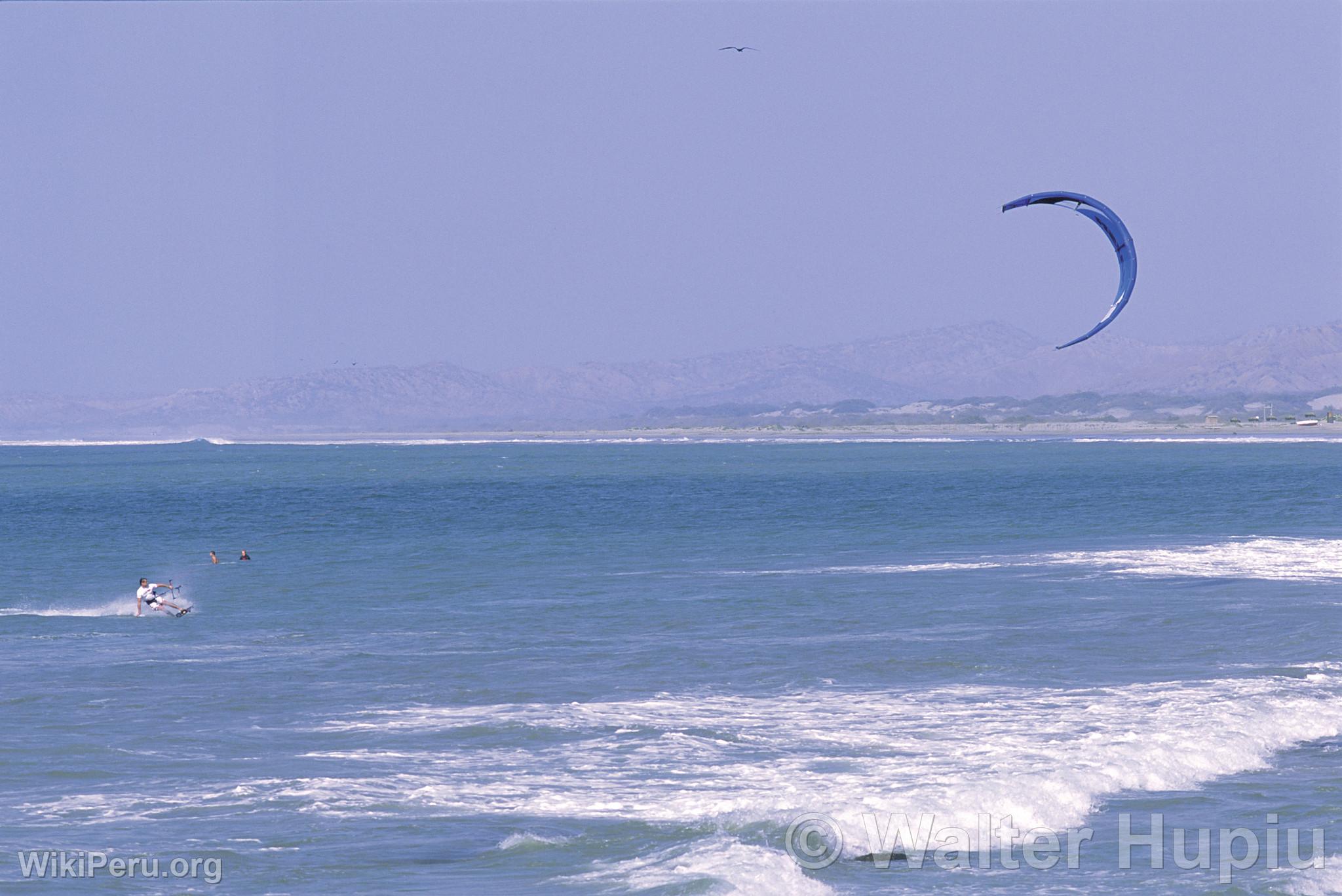 Parasailing at Mncora Beach