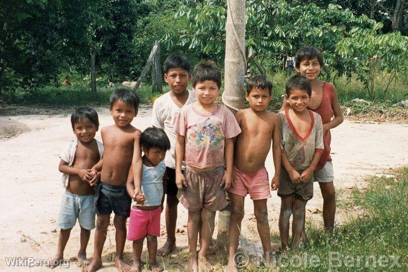 Children in Quistococha