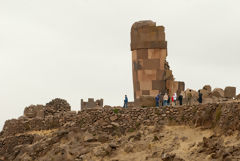 Sillustani Chullpas