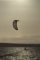 Kitesurfing in Paracas