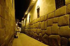 Hatum Rumiyoc Street, Cuzco