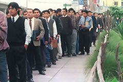 Queues in search of work, Lima