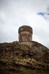 Sillustani Chullpas