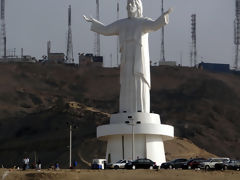 Christ of the Pacific, Lima