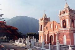 Church in Lunahuan, Caete