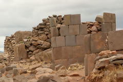 Sillustani Chullpas